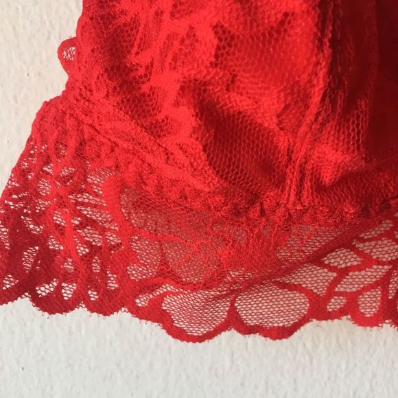 VS pink bralet size s - Picture 3 of 5